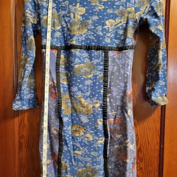 Floral Bodycon Keyhole Dress - Picture 3 of 7